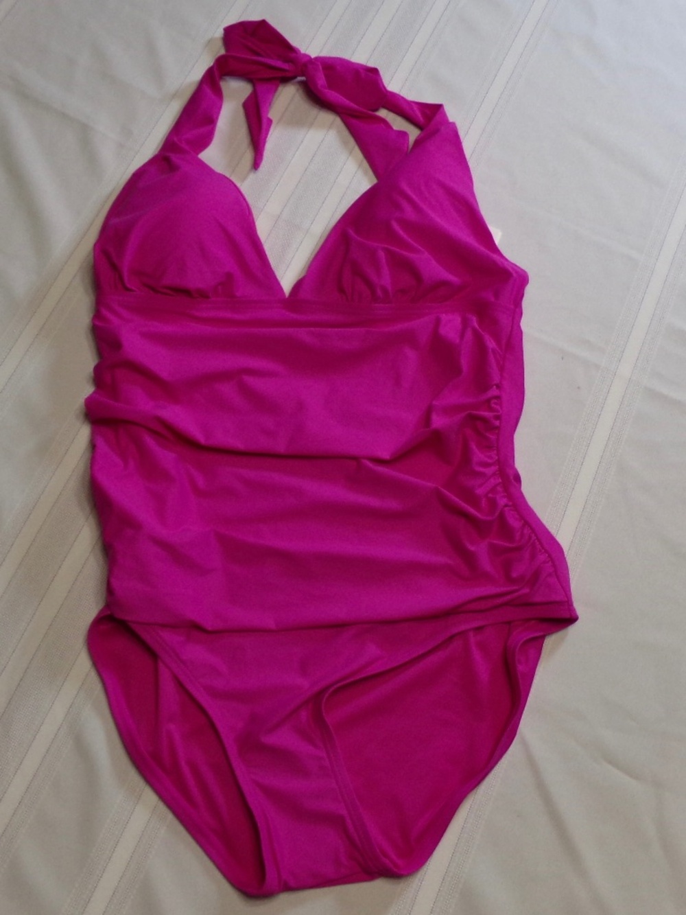 NWT DKNY Fuchsia Pink 1PC Swim Suit, UPF,Removable Cups,Tummy Compression Sz L&S